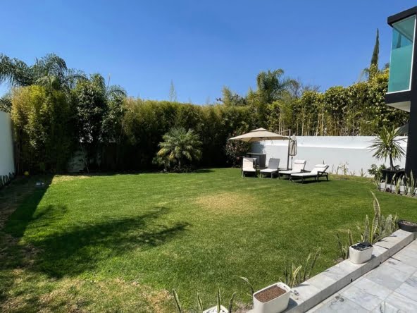 07e2eba3-1910-4112-9c72-d9dc9d68b67c