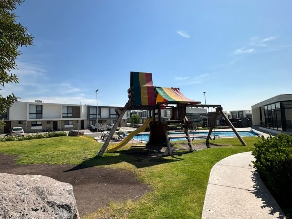 1faa9aea-764a-46b4-bd0d-43bdb81c8b9f