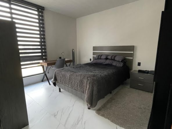 2b155bc2-c6a5-4a05-9c8e-8a2dc54cf7d0