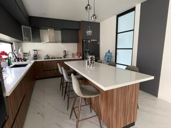 5345d9c8-50da-4ef3-8ba9-dfb898cbb301