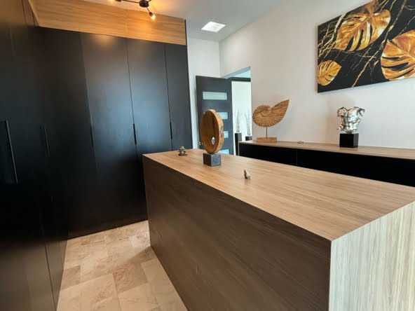 b65b1e40-67d7-4bb2-833d-fb8754b0eead