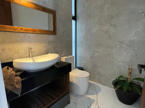 b6d82678-4ebe-47b2-b989-dba678c17499