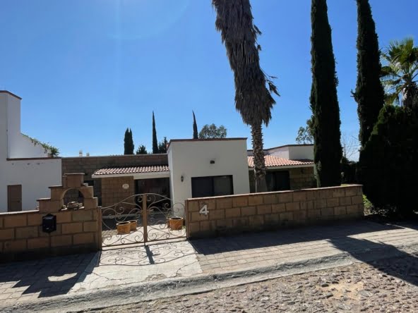 c117c4bc-ba3b-4832-bb5b-daa3fa1c2dd4