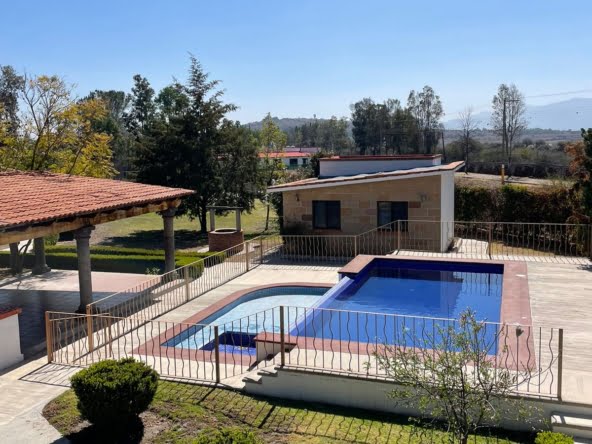 d05ed9a6-c45a-4fdf-a4de-a4f492a08c2e