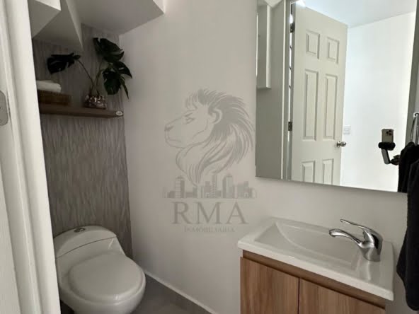 47d63505-baa5-43c9-b931-ab404956d80f