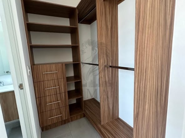 659166d7-b505-4d14-af9b-f05575775ce1