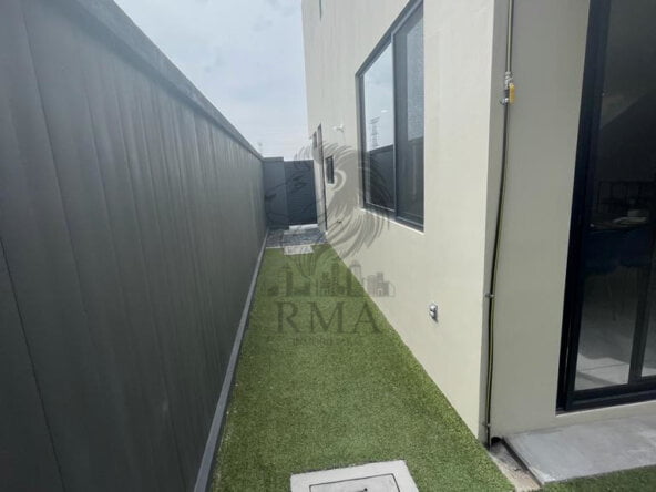 64d3078e-b8c8-47ac-8302-7522dd44d38b