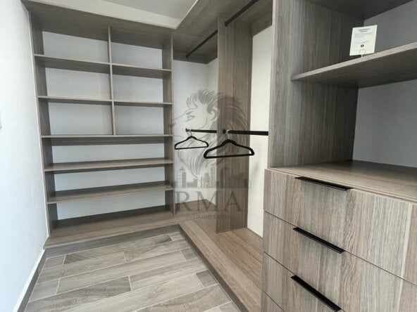 83bf1b66-e9db-41cd-8df7-6040f6d8ea31