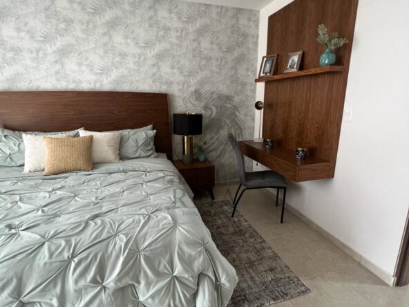 9e6d2d68-c502-427f-96a7-c2d1e674b873