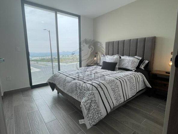 c1eb8165-93d4-47dd-87e6-7a9db536cbd1