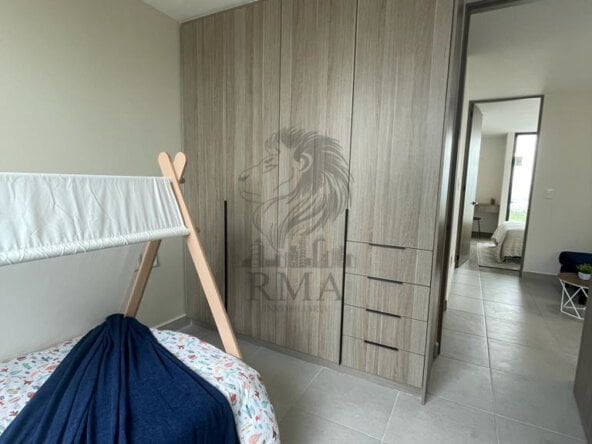 cc6f155d-5dcb-44a9-919a-2573210f4c6a