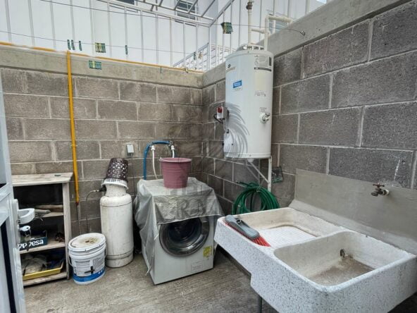 fad18717-6be9-4b9b-87f5-4a1db9616348