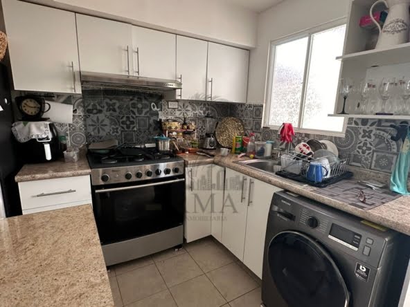 0154d0a8-58b5-4c03-afbf-0db1029aaa75