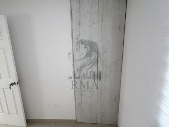 fe9afa7a-aff2-4981-bd35-ad160a4d7aeb