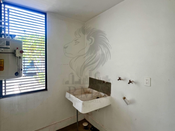 2025-05-30 16.04.17.heic - 20